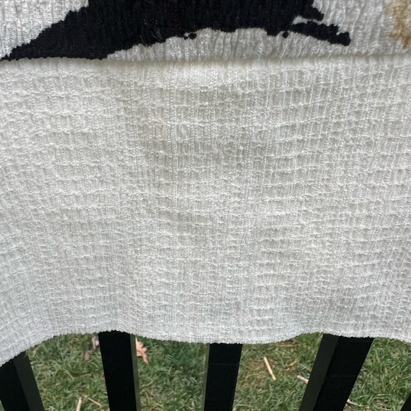 JM Collection Black and Gold Swirl Top size Pet Small - Picture 5 of 10